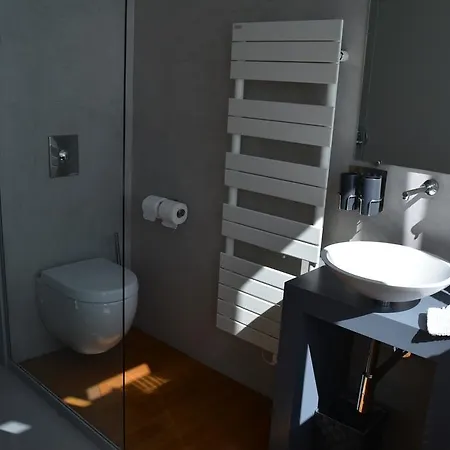 Loft Kleber